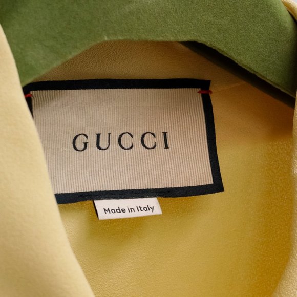 Gucci 2021 Cruise Yellow Crêpe de Chine Balloon Sleeve Blouse - Picture 6 of 16